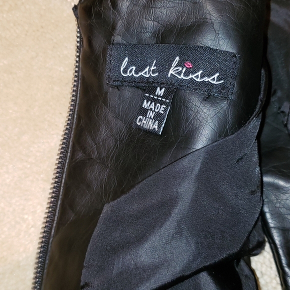 Last Kiss Faux Leather Top, Sz M - Picture 4 of 8